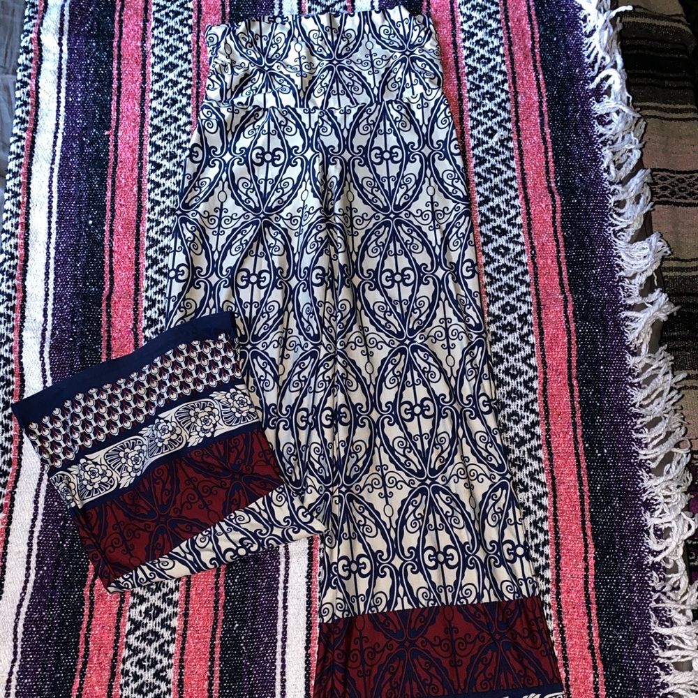 Long strechy bellbottoms